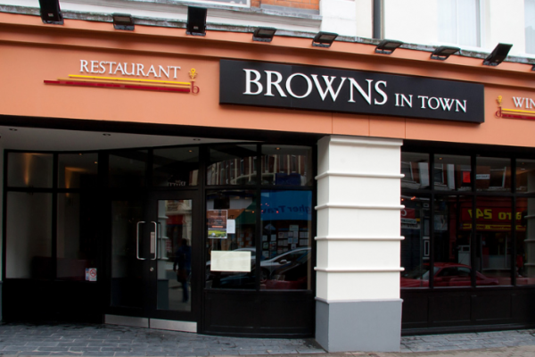 Brown’s Restaurants, Co Derry - VisForm